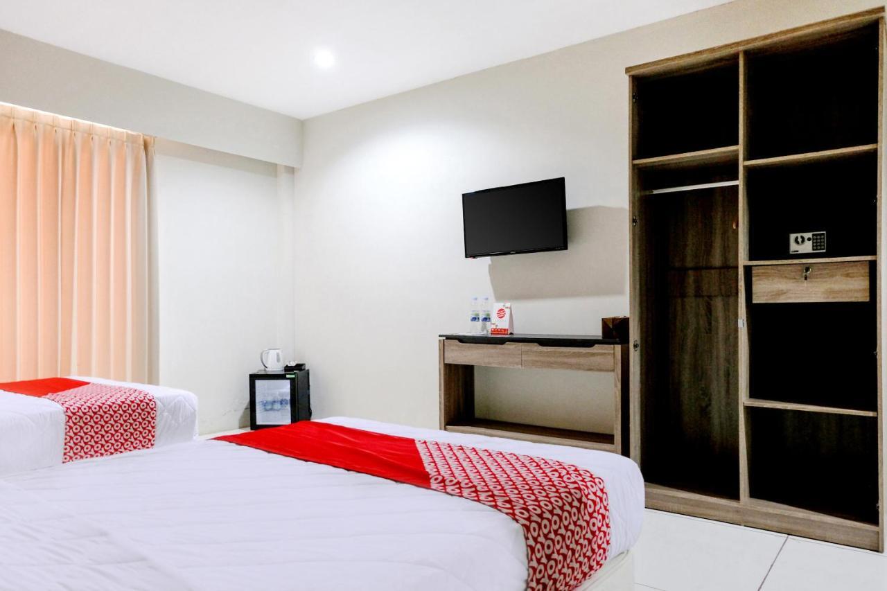 Capital O 892 Grand Pujon View Hotel And Resort Batu  Exterior foto