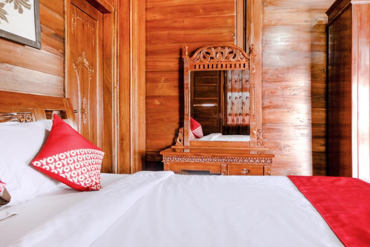 Capital O 892 Grand Pujon View Hotel And Resort Batu  Exterior foto